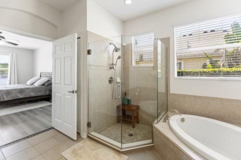House in Land O' Lakes, Florida 4 bedrooms, 310.76 sq.m. № 2155819 - photo 28