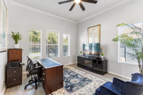 House in Land O' Lakes, Florida 4 bedrooms, 310.76 sq.m. № 2155819 - photo 19