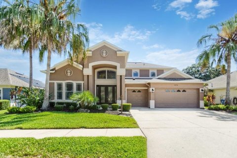 House in Land O' Lakes, Florida 4 bedrooms, 310.76 sq.m. № 2155819