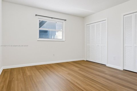 House in Orlando, Florida 4 bedrooms № 1974215 - photo 9