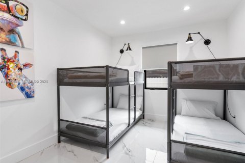 Casa en alquiler en Miami, Florida, 3 dormitorios, 115.57 m2 № 1984434 - foto 10