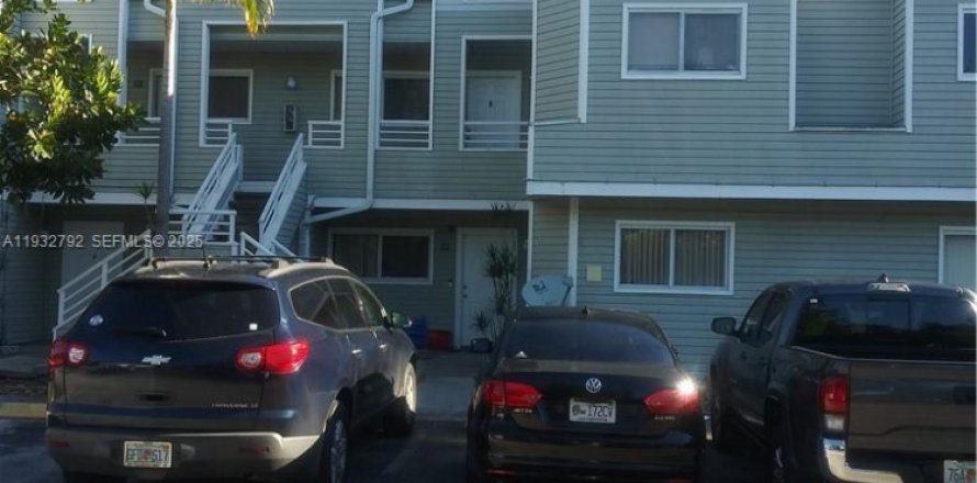 Condo à Oakland Park, Floride, 2 chambres  № 1991660