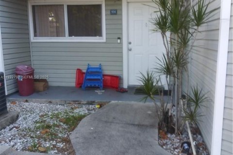 Copropriété à vendre à Oakland Park, Floride: 2 chambres, 94.76 m2 № 1991660 - photo 4