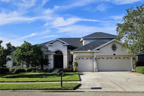 Casa en alquiler en Odessa, Florida, 4 dormitorios, 327.57 m2 № 1905357 - foto 1