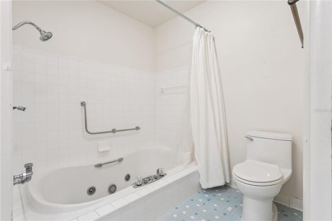 Купить виллу или дом в Лисбург, Флорида 5 комнат, 141.95м2, № 2231071 - фото 27