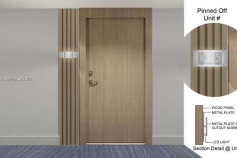 Condo in Miami Beach, Florida, 1 bedroom  № 1954143 - photo 17