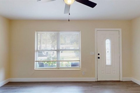 Casa en alquiler en Saint Petersburg, Florida, 3 dormitorios, 106.84 m2 № 1918091 - foto 6