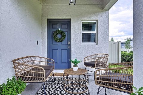 Casa en venta en Wesley Chapel, Florida, 5 dormitorios, 229.56 m2 № 1903900 - foto 2