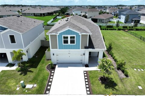 Casa en venta en Wesley Chapel, Florida, 5 dormitorios, 229.56 m2 № 1903900 - foto 1