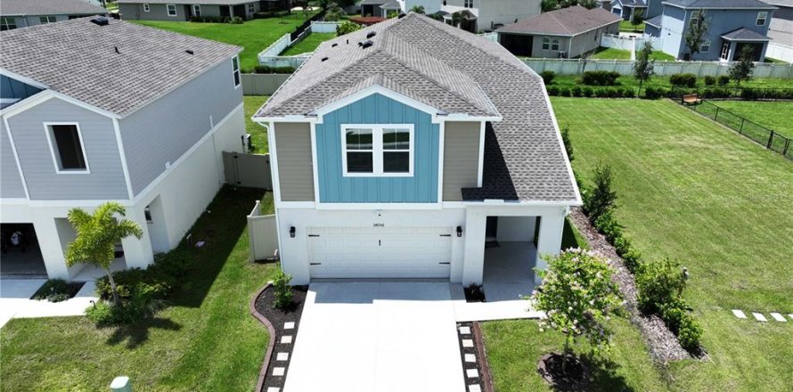 Casa en Wesley Chapel, Florida 5 dormitorios, 229.56 m2 № 1903900
