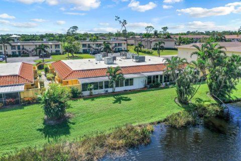 Copropriété à vendre à Naples, Floride: 2 chambres, 100.33 m2 № 2048690 - photo 29