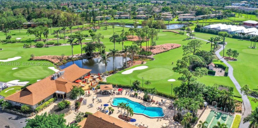 Condo à Naples, Floride, 2 chambres  № 2048690