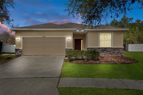 Villa ou maison à Zephyrhills, Floride 4 chambres, 189.99 m2 № 2111153