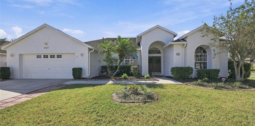 Villa ou maison à Valrico, Floride 4 chambres, 203.46 m2 № 2429206