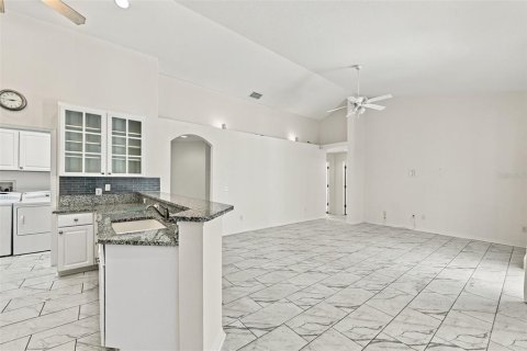 Villa ou maison à vendre à Valrico, Floride: 4 chambres, 203.46 m2 № 2429206 - photo 22