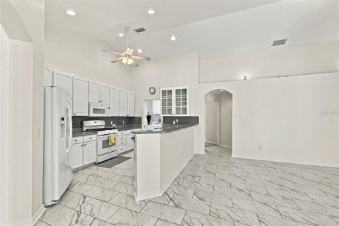 Villa ou maison à vendre à Valrico, Floride: 4 chambres, 203.46 m2 № 2429206 - photo 18