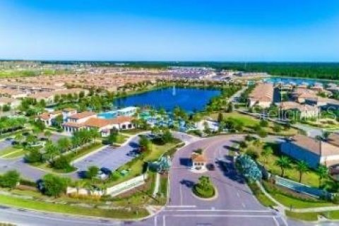 Casa en venta en Kissimmee, Florida, 5 dormitorios, 231.51 m2 № 1877308 - foto 29