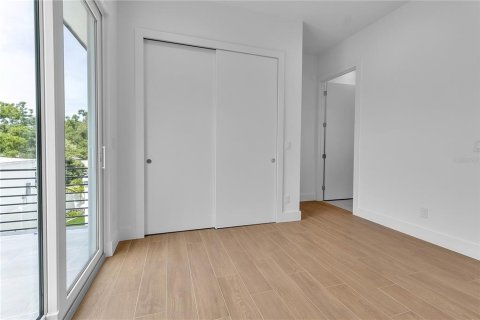 House in Sarasota, Florida 5 bedrooms, 255.11 sq.m. № 2102153 - photo 20
