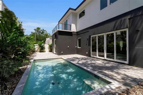 House in Sarasota, Florida 5 bedrooms, 255.11 sq.m. № 2102153 - photo 27