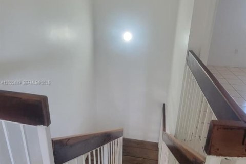 Снять в аренду виллу или дом в Хайалиа, Флорида 2 спальни, 85.93м2, № 2089410 - фото 12