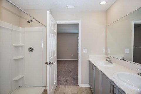 Villa ou maison à vendre à Winter Haven, Floride: 4 chambres, 189.43 m2 № 2121001 - photo 6