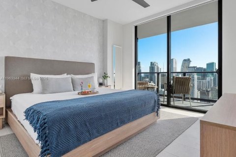 Condo in Miami, Florida, 1 bedroom  № 2081011 - photo 17