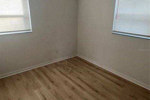 Casa en alquiler en Tampa, Florida, 4 dormitorios, 130.06 m2 № 1883169 - foto 22