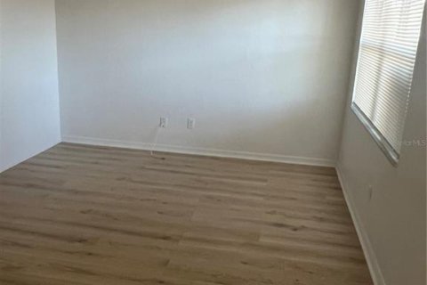 Casa en alquiler en Tampa, Florida, 4 dormitorios, 130.06 m2 № 1883169 - foto 7