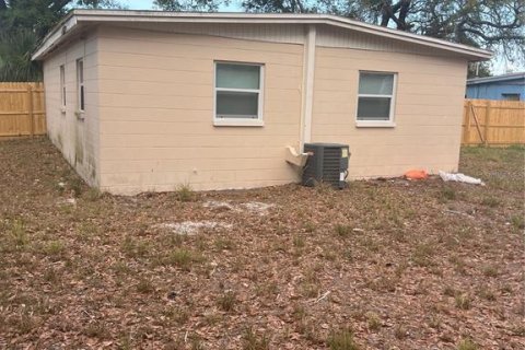 Casa en alquiler en Tampa, Florida, 4 dormitorios, 130.06 m2 № 1883169 - foto 28