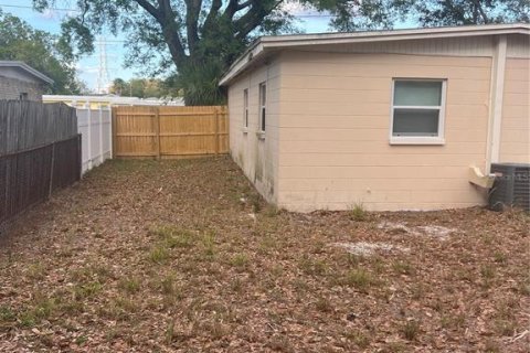 Casa en alquiler en Tampa, Florida, 4 dormitorios, 130.06 m2 № 1883169 - foto 27