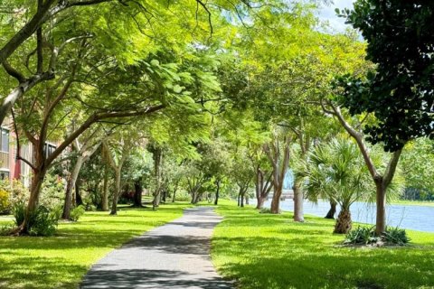 Copropriété à vendre à Pompano Beach, Floride: 2 chambres, 113.53 m2 № 2256448 - photo 18