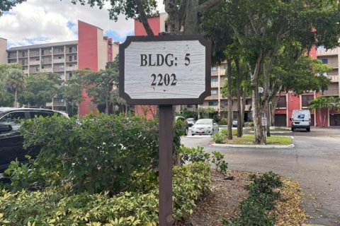 Copropriété à vendre à Pompano Beach, Floride: 2 chambres, 113.53 m2 № 2256448 - photo 22
