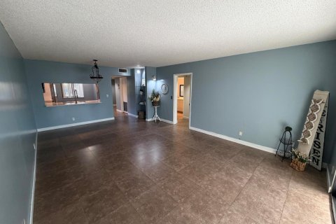 Copropriété à vendre à Pompano Beach, Floride: 2 chambres, 113.53 m2 № 2256448 - photo 9