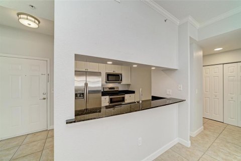 Copropriété à vendre à Sarasota, Floride: 2 chambres, 100.71 m2 № 2195302 - photo 9