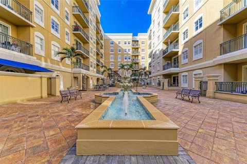 Copropriété à vendre à Sarasota, Floride: 2 chambres, 100.71 m2 № 2195302 - photo 26