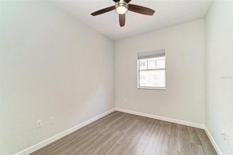 Copropriété à vendre à Sarasota, Floride: 2 chambres, 100.71 m2 № 2195302 - photo 18