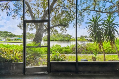 Copropriété à louer à Tampa, Floride: 1 chambre, 70.61 m2 № 1858180 - photo 2