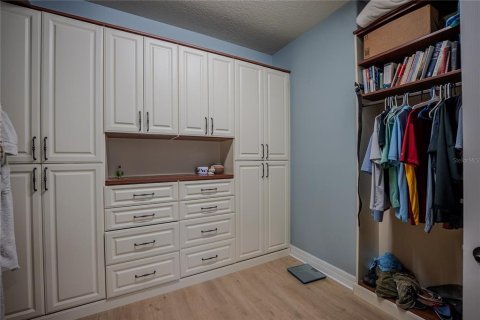 House in Ocala, Florida 2 bedrooms, 178 sq.m. № 2197742 - photo 27