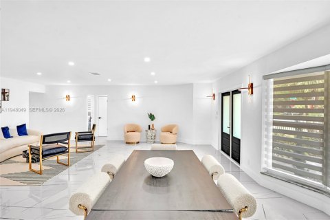 Купить виллу или дом в Холливуд, Флорида 7 спален, 277.96м2, № 2004079 - фото 16