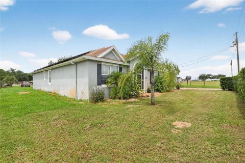 Casa en venta en Lake Wales, Florida, 7 dormitorios, 201.6 m2 № 1904894 - foto 4
