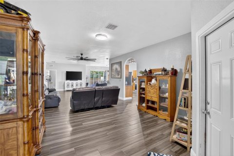 Casa en venta en Lake Wales, Florida, 7 dormitorios, 201.6 m2 № 1904894 - foto 13