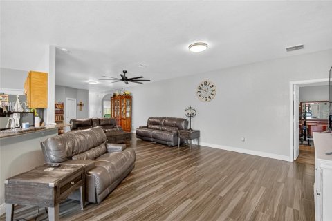 Casa en venta en Lake Wales, Florida, 7 dormitorios, 201.6 m2 № 1904894 - foto 18