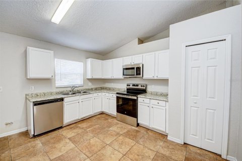 Villa ou maison à vendre à Kissimmee, Floride: 3 chambres, 115.57 m2 № 1544286 - photo 7