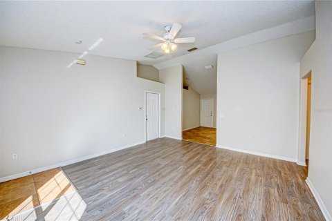 Villa ou maison à vendre à Kissimmee, Floride: 3 chambres, 115.57 m2 № 1544286 - photo 5