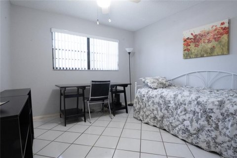 Copropriété à louer à Saint Petersburg, Floride: 2 chambres, 102.19 m2 № 1869719 - photo 2