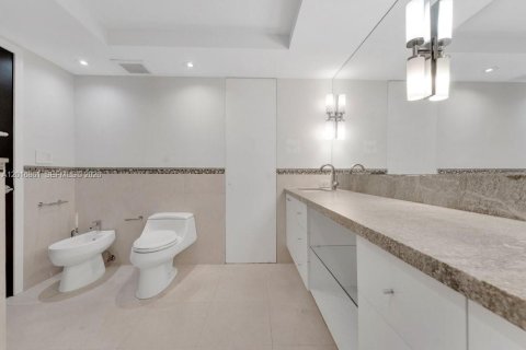 Купить кондоминиум в Авентура, Флорида 2 спальни, 147.71м2, № 2244357 - фото 26