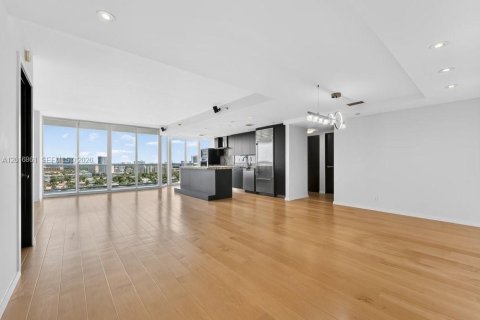 Купить кондоминиум в Авентура, Флорида 2 спальни, 147.71м2, № 2244357 - фото 16