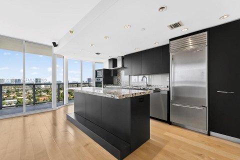 Купить кондоминиум в Авентура, Флорида 2 спальни, 147.71м2, № 2244357 - фото 8