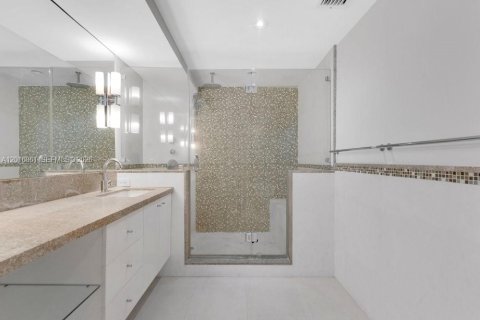 Купить кондоминиум в Авентура, Флорида 2 спальни, 147.71м2, № 2244357 - фото 27