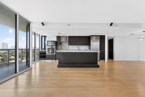 Купить кондоминиум в Авентура, Флорида 2 спальни, 147.71м2, № 2244357 - фото 11